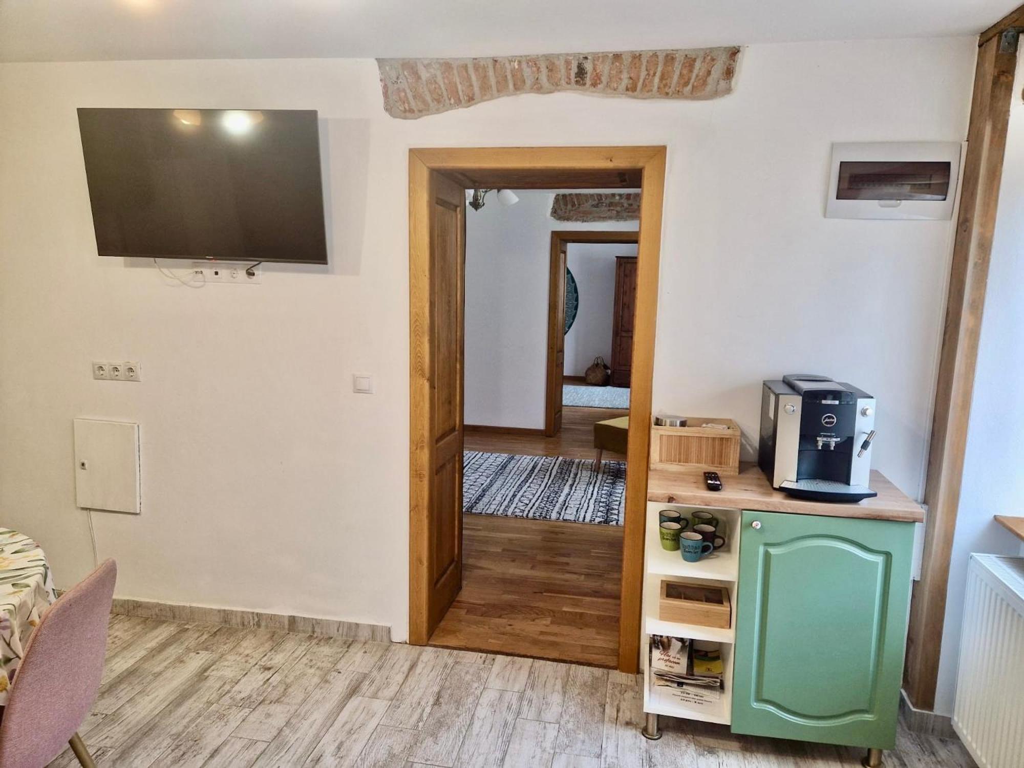 Stone Way Apartment Сибиу Экстерьер фото